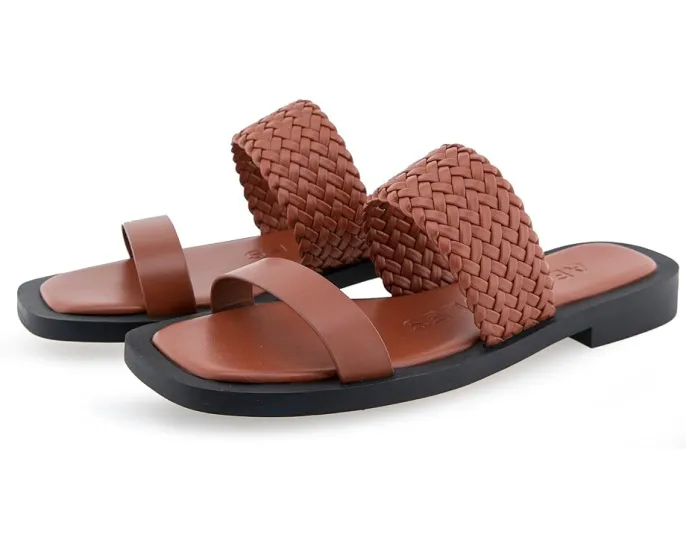 Босоножки Aerosoles ST.Lukes с квадратным носком и низким каблуком