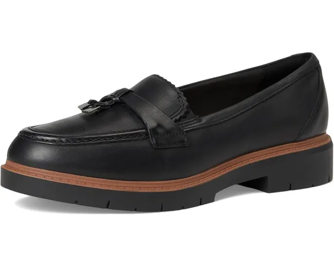 Туфли Clarks Westlynn Bella с металлической декоративной вставкой на мыске