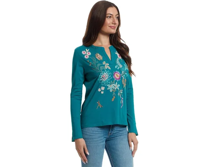 Футболка Split Jersey с цветочной вышивкой Johnny Was