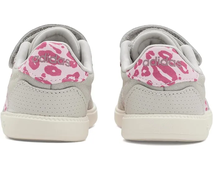 Кроссовки Adidas Breaknet Sleek для детей со спортивным стилем