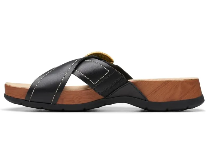 Сандалии Clarks Reileigh Bay с кожаным верхом и застежкой на пряжке