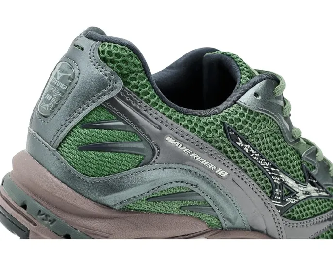 Беговые кроссовки Mizuno Wave Rider 10 с технологией Wave и Intercool