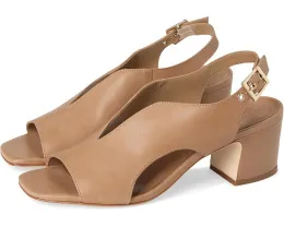 Босоножки Bernardo Bedford на каблуке с открытым квадратным носком и ремешком