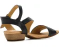 Босоножжки Miz Mooz Capri на каблуке с асимметричными ремнями