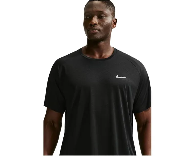 Беговой топ Nike Stride Dri-FIT Adv с коротким рукавом