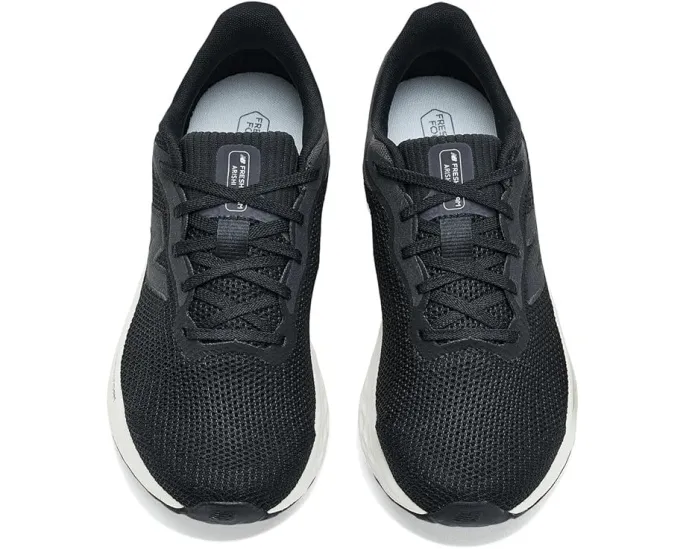 Кроссовки New Balance Fresh Foam Arishi v4 с амортизацией и сетчатым верхом