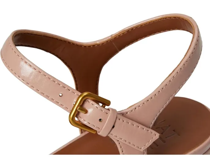 Сандалии Izzy на каблуке с ремешком на щиколотке Naturalizer