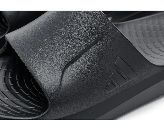 Сланцы adidas Lightshift с анатомической стелькой