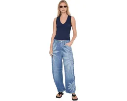 Джинсы Free People Good Luck Printed Barrel с расклешенным силуэтом