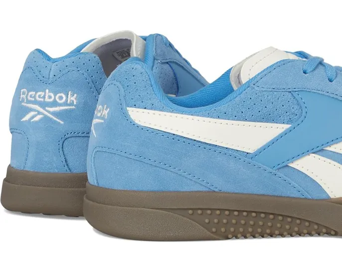 Кроссовки Reebok Hammer Street из замши и кожи с футбольным дизайном