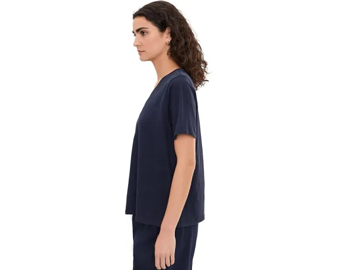Футболка Eileen Fisher с V-образным вырезом из органического хлопкового джерси