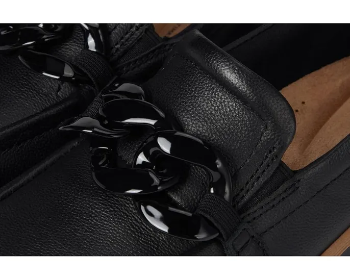 Балетки Clarks Zylah May на платформе с декоративной цепочкой