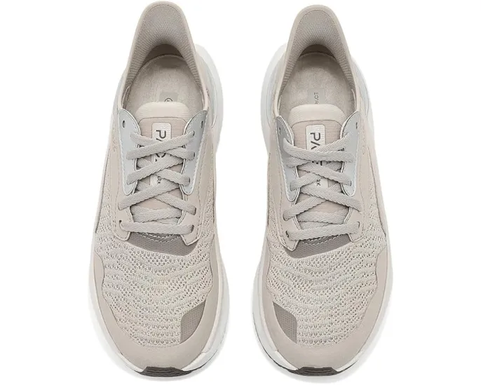 Кроссовки Clarks Pace с технологией C360 EVA и тканевым верхом для максимального комфорта