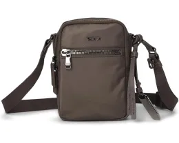 Кроссбоди Tumi Persia с двойной молнией и регулируемым ремнем