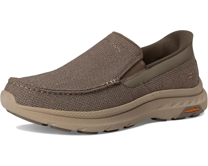 Кроссовки SKECHERS Pollard Wilfred с технологией Hands Free Slip ins и Memory Foam
