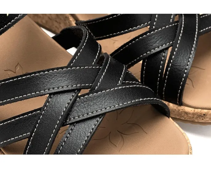 Сандалии SKECHERS Arch Fit Beverlee 2.0 Natural Era с лазерной резкой и веганскими материалами