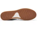 Кеды Breeze Emily на липучке с лазерной резкой в цветочном дизайне от Clarks