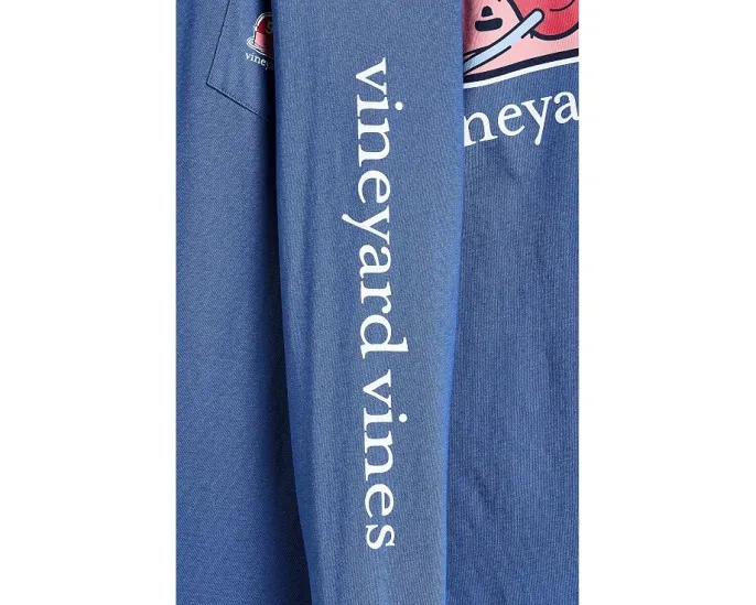 Футболка Vineyard Vines с китом и футбольным сюжетом для мальчиков