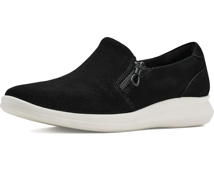 Повседневные туфли Clarks Lynell Sky с клиновидным каблуком и застежкой-молнией
