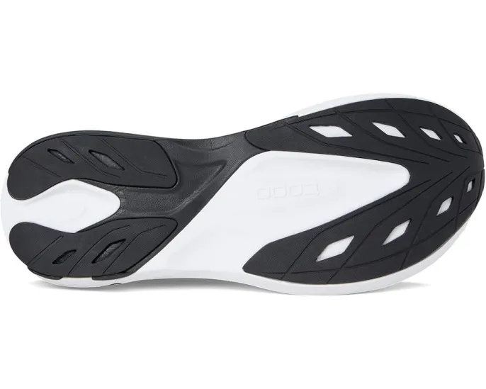 Тренировочные кроссовки Topo Athletic Aura с технологией ZipFoam