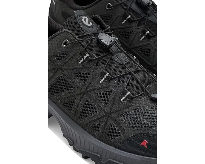 ECCO Receptor XP Breathru Toggle черные треккинговые кроссовки из текстиля