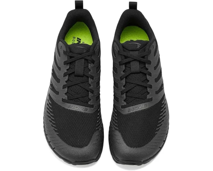 Трейловые кроссовки INOV8 Trailfly V2 с дышащим верхом и подошвой для жестких троп