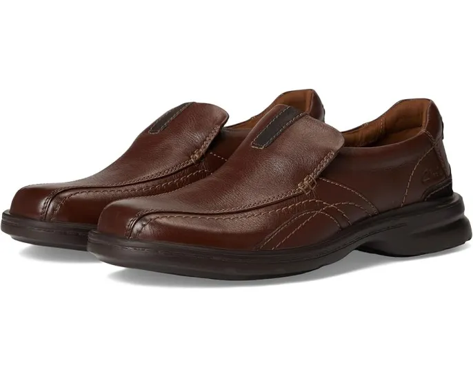 Clarks Лоферы Gessler Step на небольшом каблуке из кожи