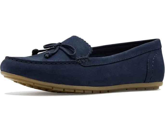 Мокасины Elliotte Sail от Clarks из нубука с удобной стелькой Ultimate Comfort