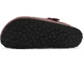 Клоги Birkenstock Boston Rivets с заклепками из замши перцового цвета