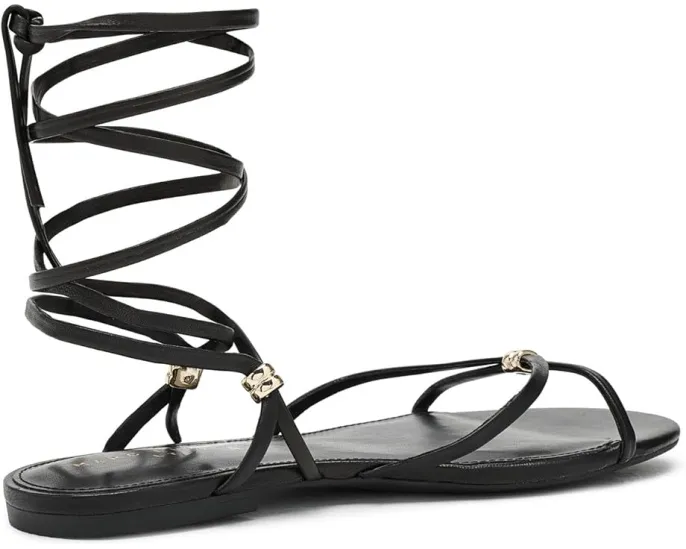Сандалии Este Casual Sandals с переплетенными ремешками от Marc Fisher LTD