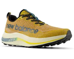 Трейловые кроссовки New Balance FuelCell SuperComp Trail с карбоновой пластиной