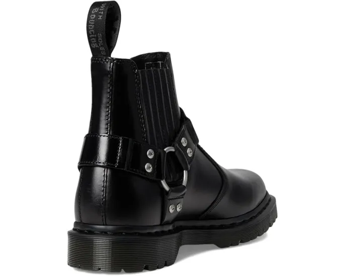 Chelsea ботинки Dr. Martens 2976 Harness из черной анилиновой кожи с декоративными шпильками