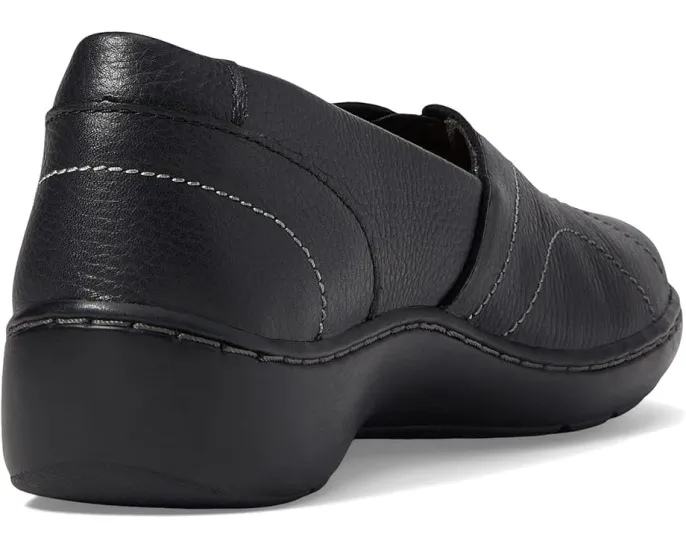Clarks женские лоферы Cora Meadow из премиальной кожи с гибкой подошвой
