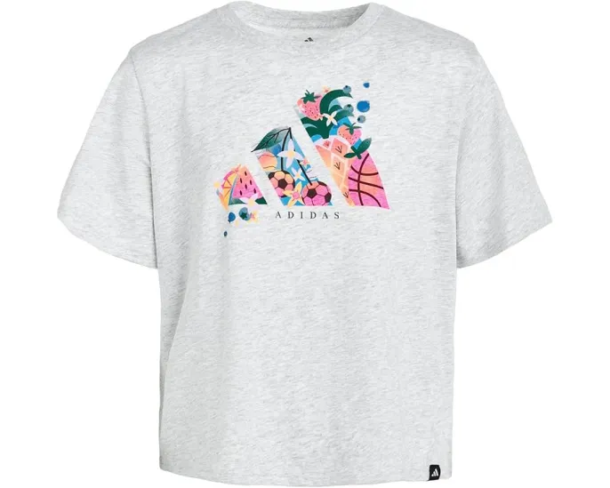 Футболка adidas Kids с принтом в виде сердец и спортивных мячей