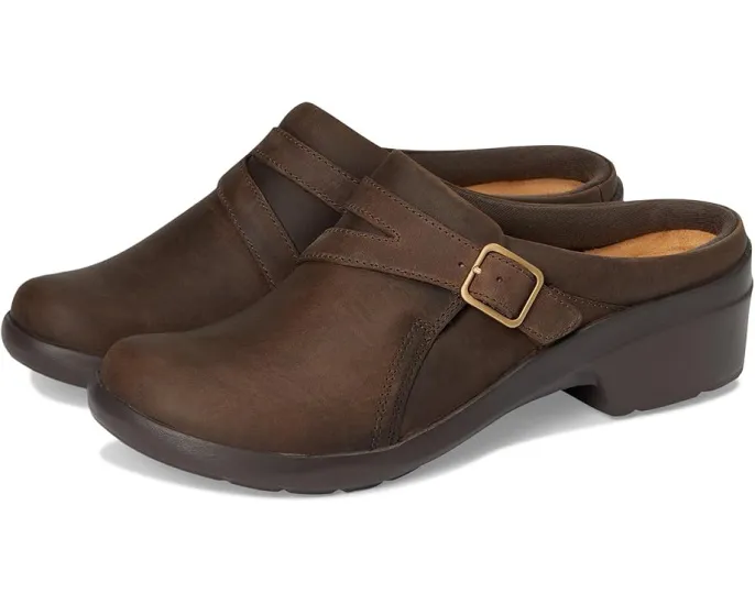 Слипоны Clarks Angie Braley из премиальной кожи с амортизирующей подошвой EVA