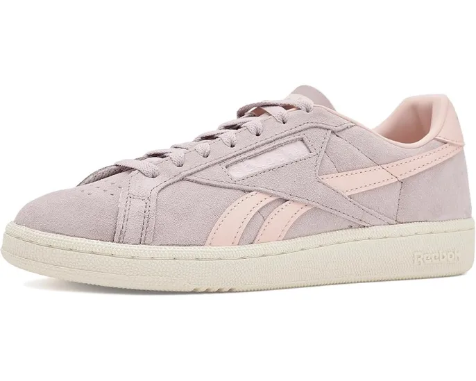 Кроссовки Reebok Club C Grounds UK с замшевым верхом и каучуковой подошвой