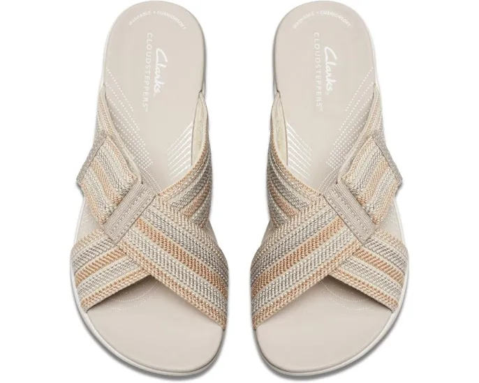 Сандалии Clarks Arla Wave на платформе с пеной Cushion Soft