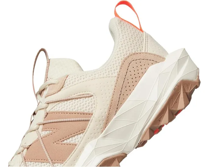 Кроссовки New Balance Tektrel с цветными блоками и петлями для удобства
