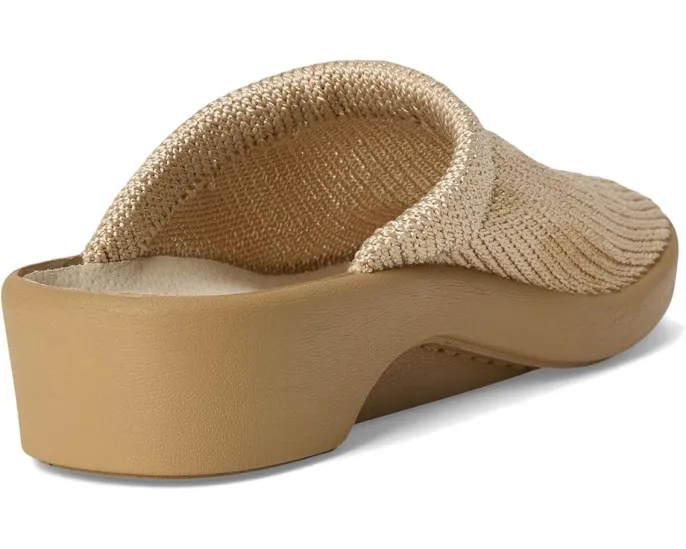 Легкие клоги Light от Arcopedico с вязаным верхом и анатомической стелькой