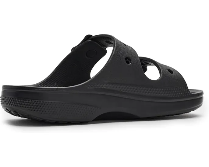 Сандалии Saturday от Crocs с глубокой стелькой и возможностью персонализации