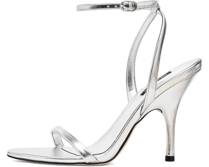 Туфли Nine West Villo на среднем каблуке с регулируемой пряжкой