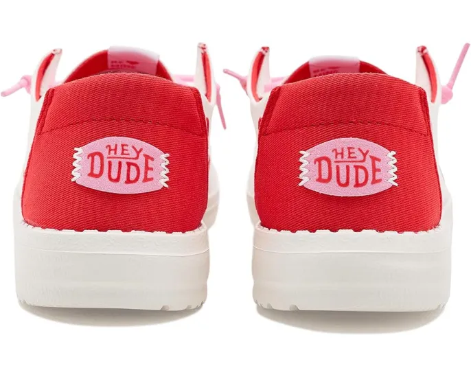 Hey Dude Kids Wendy Embroidered Hearts ботинки с вышитыми сердцами