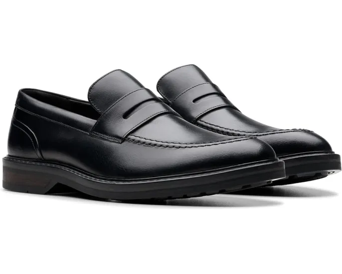 Clarks Aldwin Step с верхом из премиальной кожи и резиновой подошвой