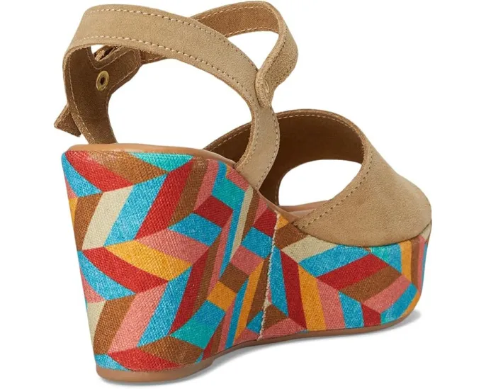 Сандалии Maliq на клиновидном каблуке с геометрическим узором