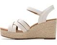 Сандалии Clarks Sabina Strap на клиновидном каблуке с перекрестными ремешками