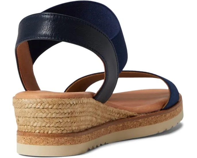 Туфли-лодочки Andre Assous Neveah на танкетке с открытым носком