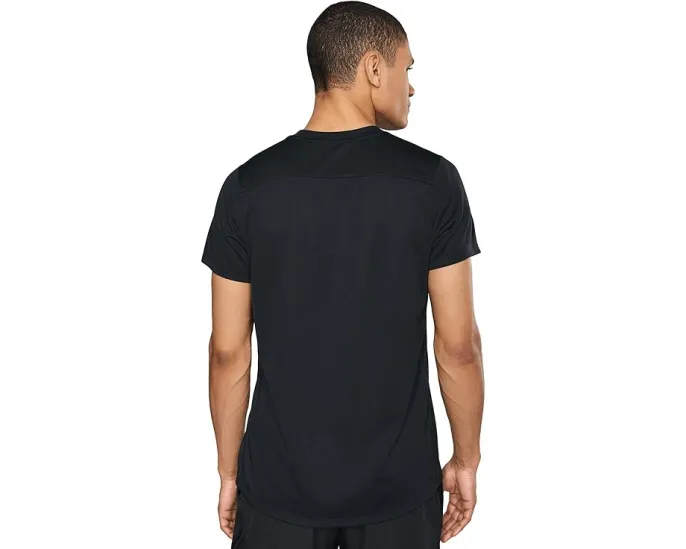 Теннисный топ Nike Court Victory Dri-FIT с технологией отведения влаги