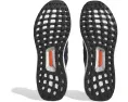 Обувь для гольфа Adidas Ultraboost с технологией PRIMEKNIT и влагоотталкивающим верхом