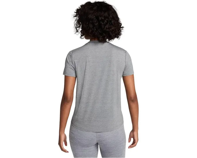 Футболка Nike One Classic с коротким рукавом и технологией Dri-FIT