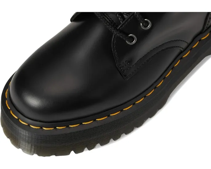 Ботинки Dr. Martens Jadon Smooth Leather на платформе с восемью люверсами